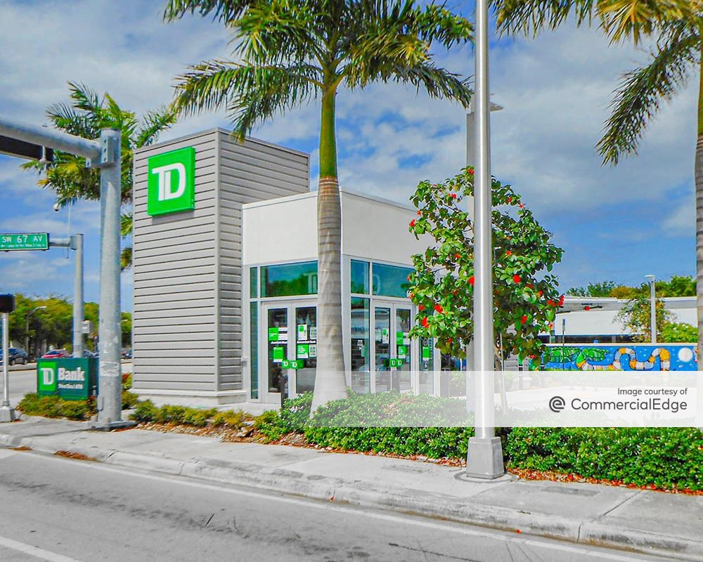 Dadeland North Shopping Center