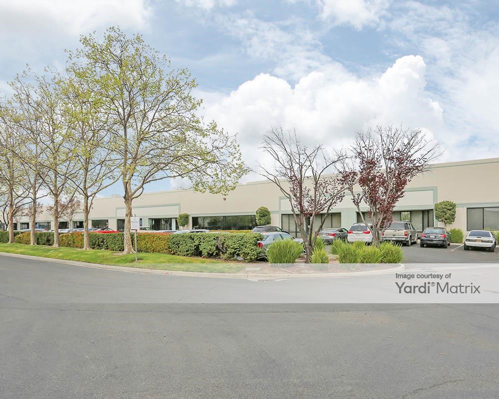 Fremont Commerce Center - Buildings C & D