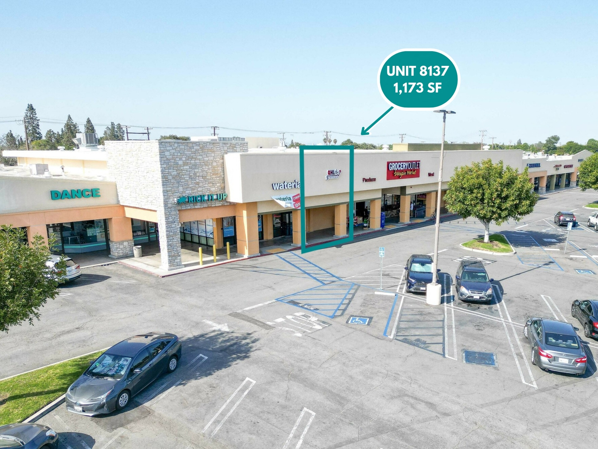 HIGH VISIBILITY RETAIL | El Dorado Center