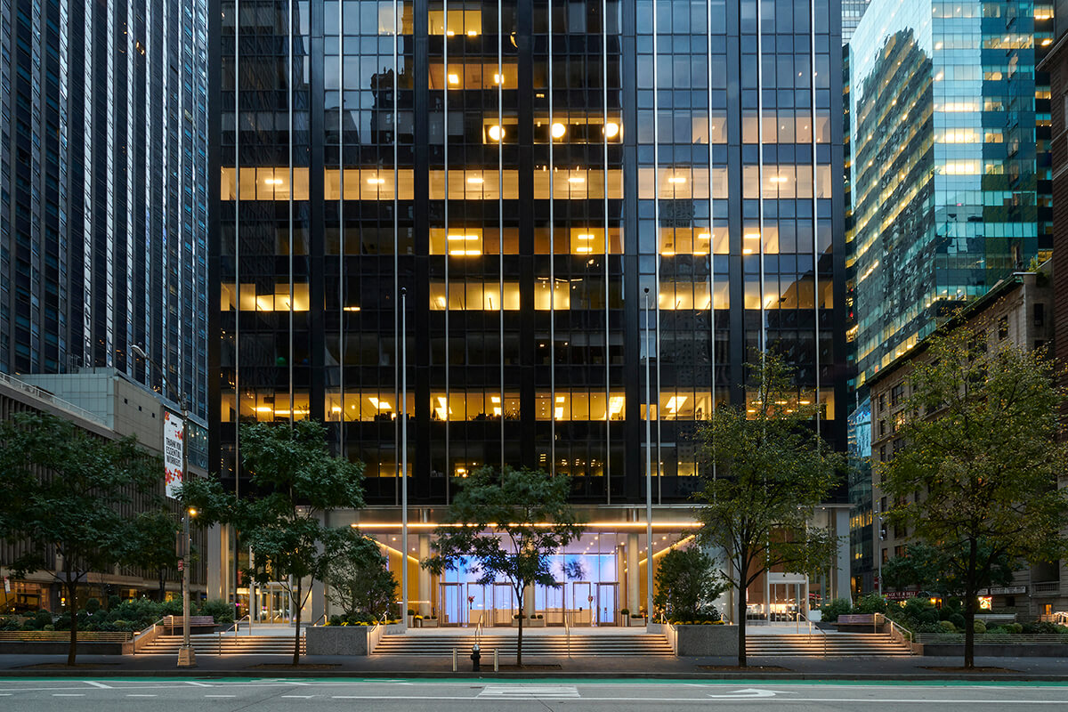 1345 Ave of the Americas 2nd and 33rd floors