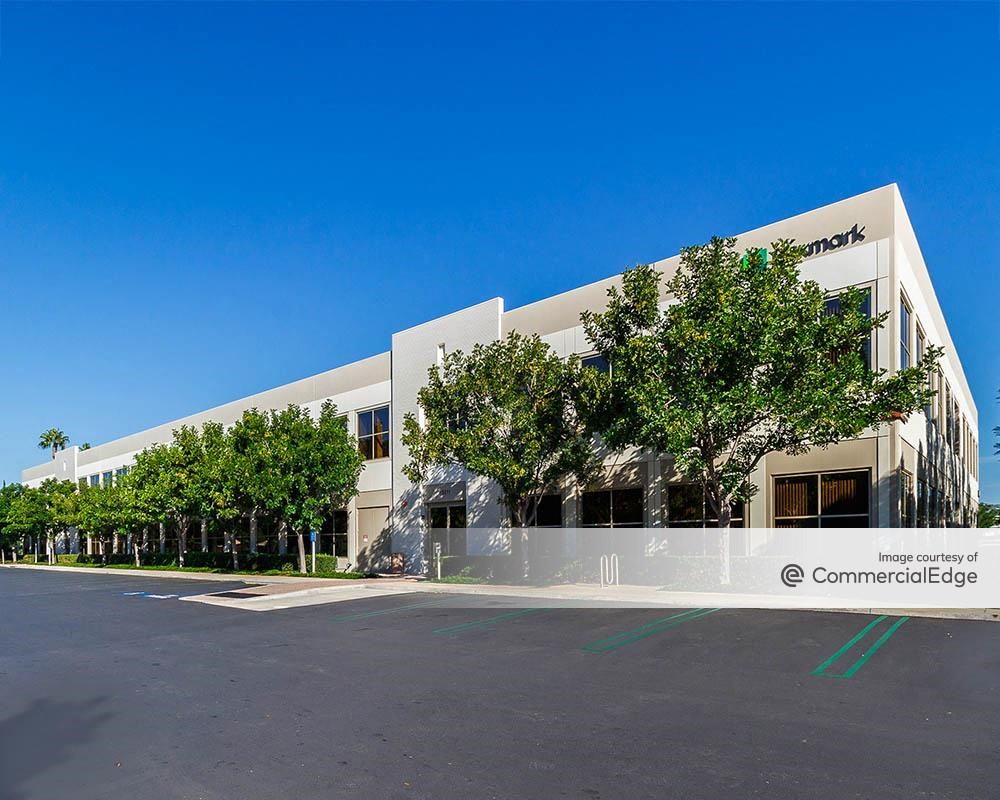 Discovery Business Center - 15211 Laguna Canyon Road