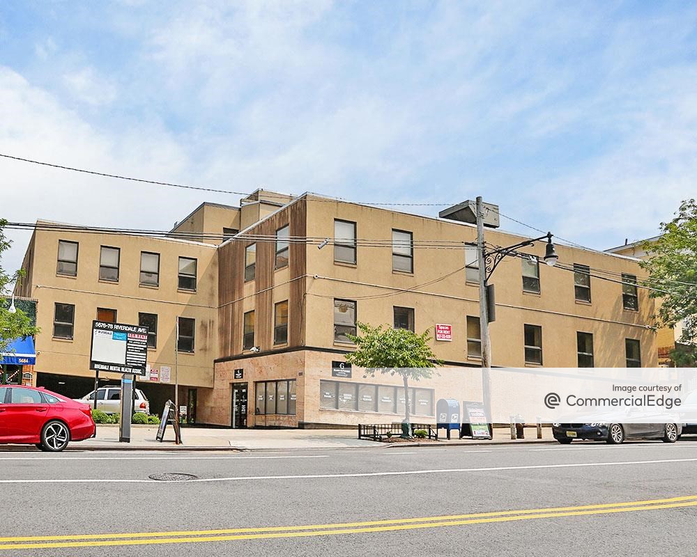 Riverdale Professional Building