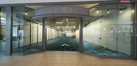 0412A    Space Photo Gallery 1